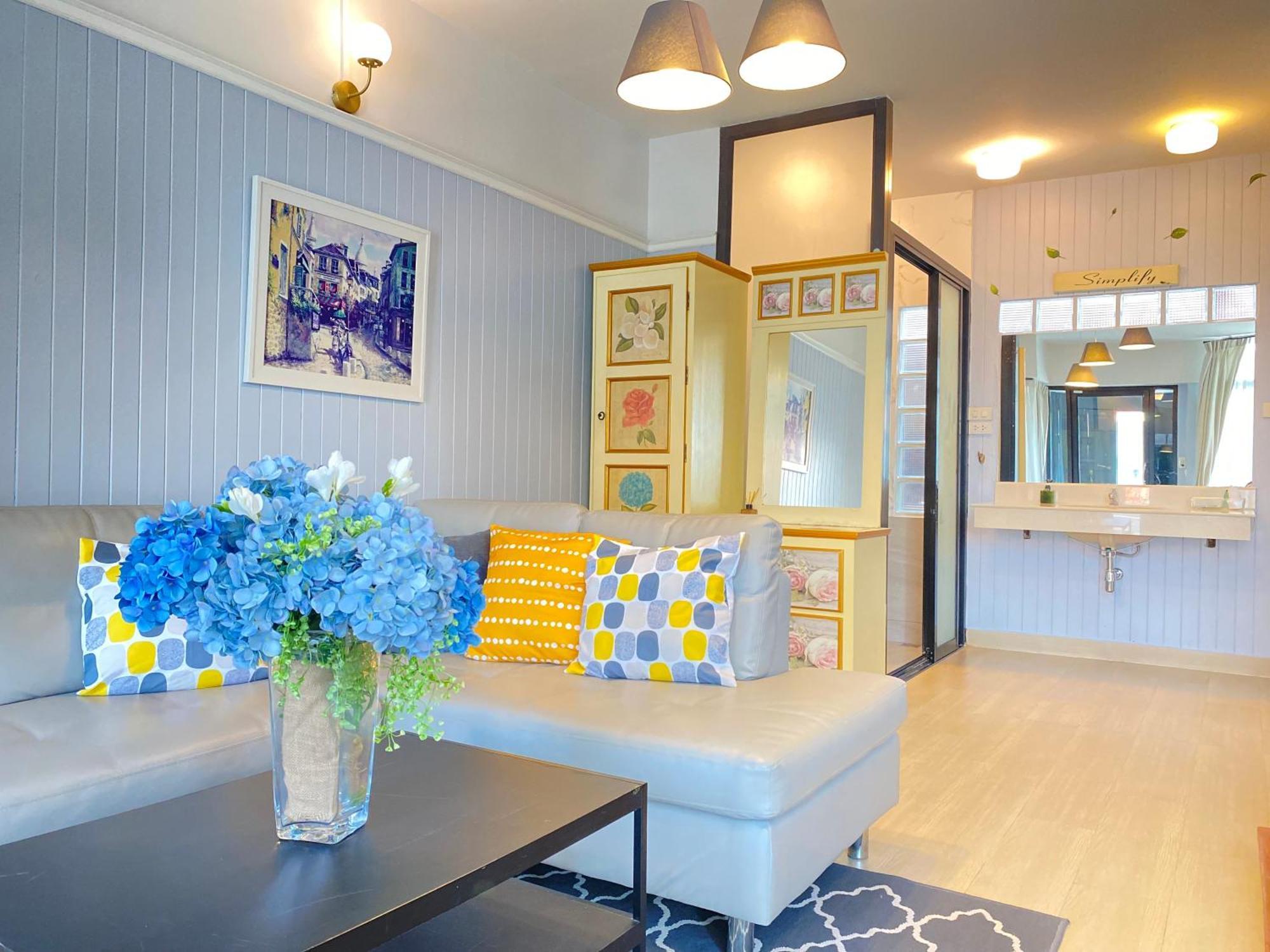 La Riva Boutique Hotel Kamphaeng Phet Exterior photo