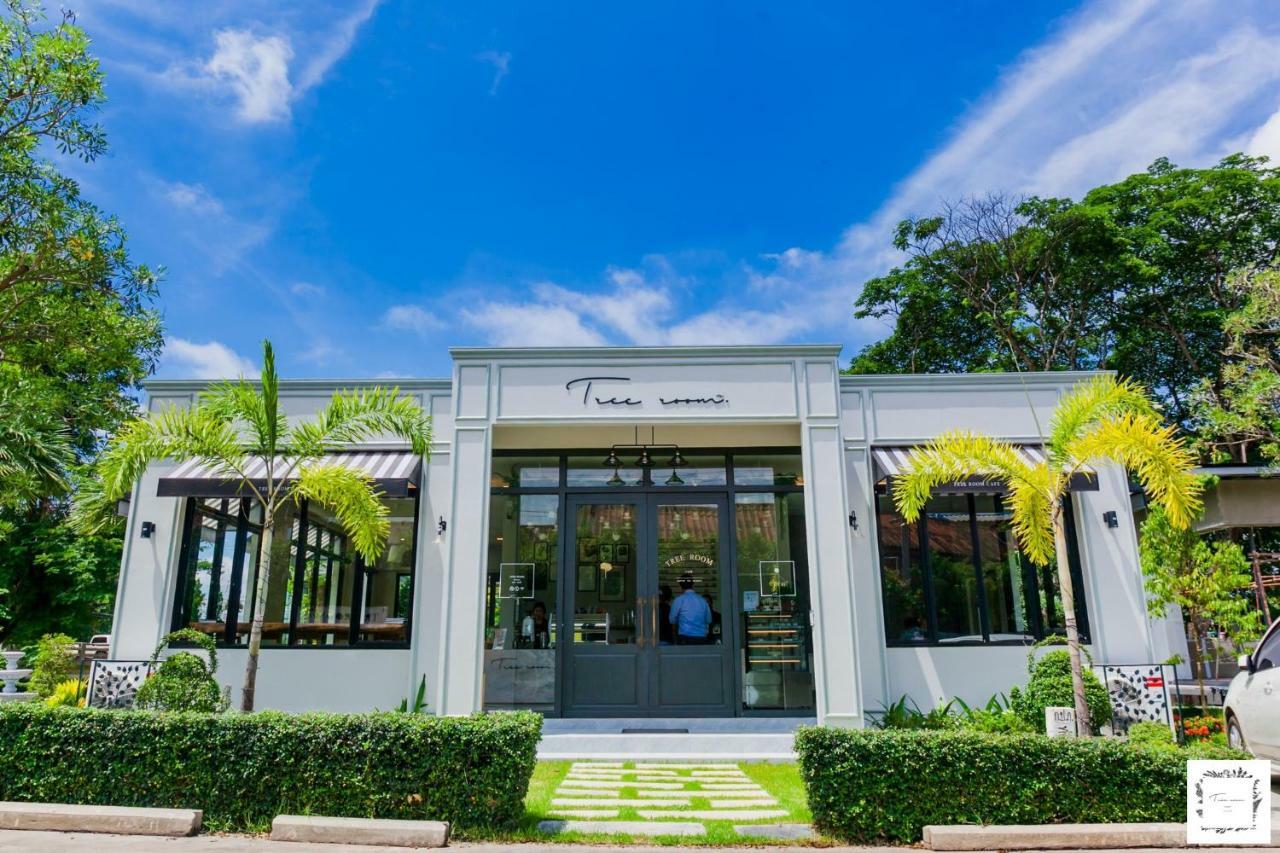 La Riva Boutique Hotel Kamphaeng Phet Exterior photo